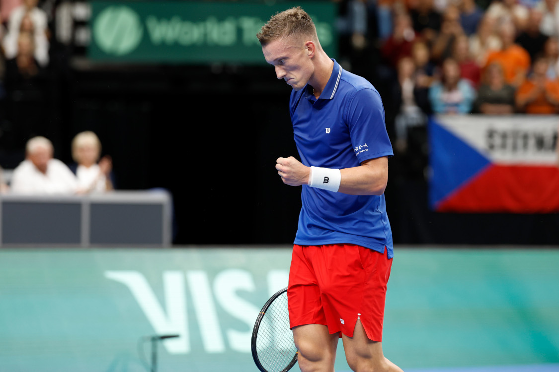 Davis Cup: Lehečka zaskočil Sheltona a srovnal na 1:1