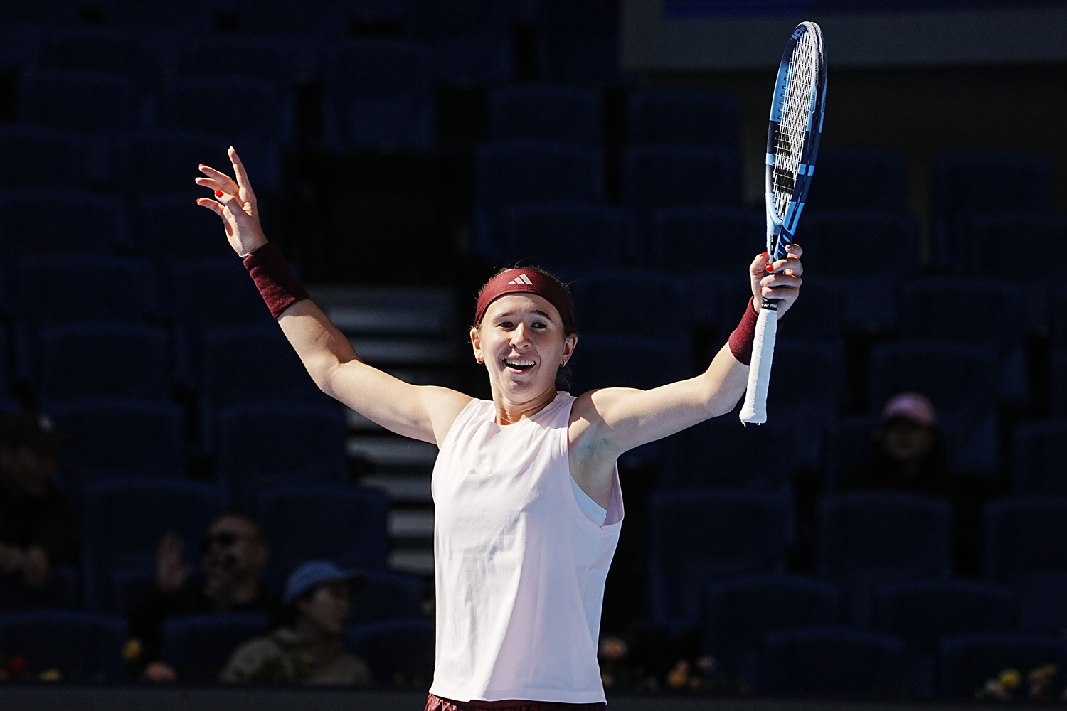 Bartůňková je v semifinále turnaje WTA 1000, v derby porazila Muchovou